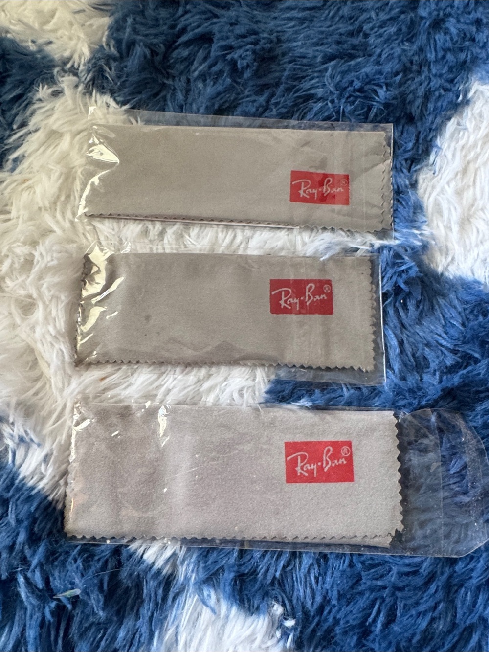 3 Ray-Ban cleaning cloths